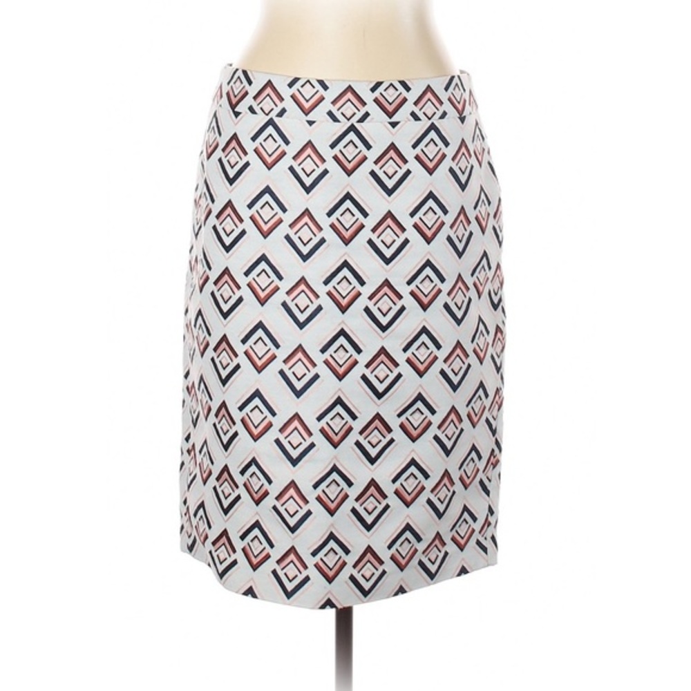 Ann Taylor๐ฆWhite Geometric Print Brunch Straight Skirt๐ต